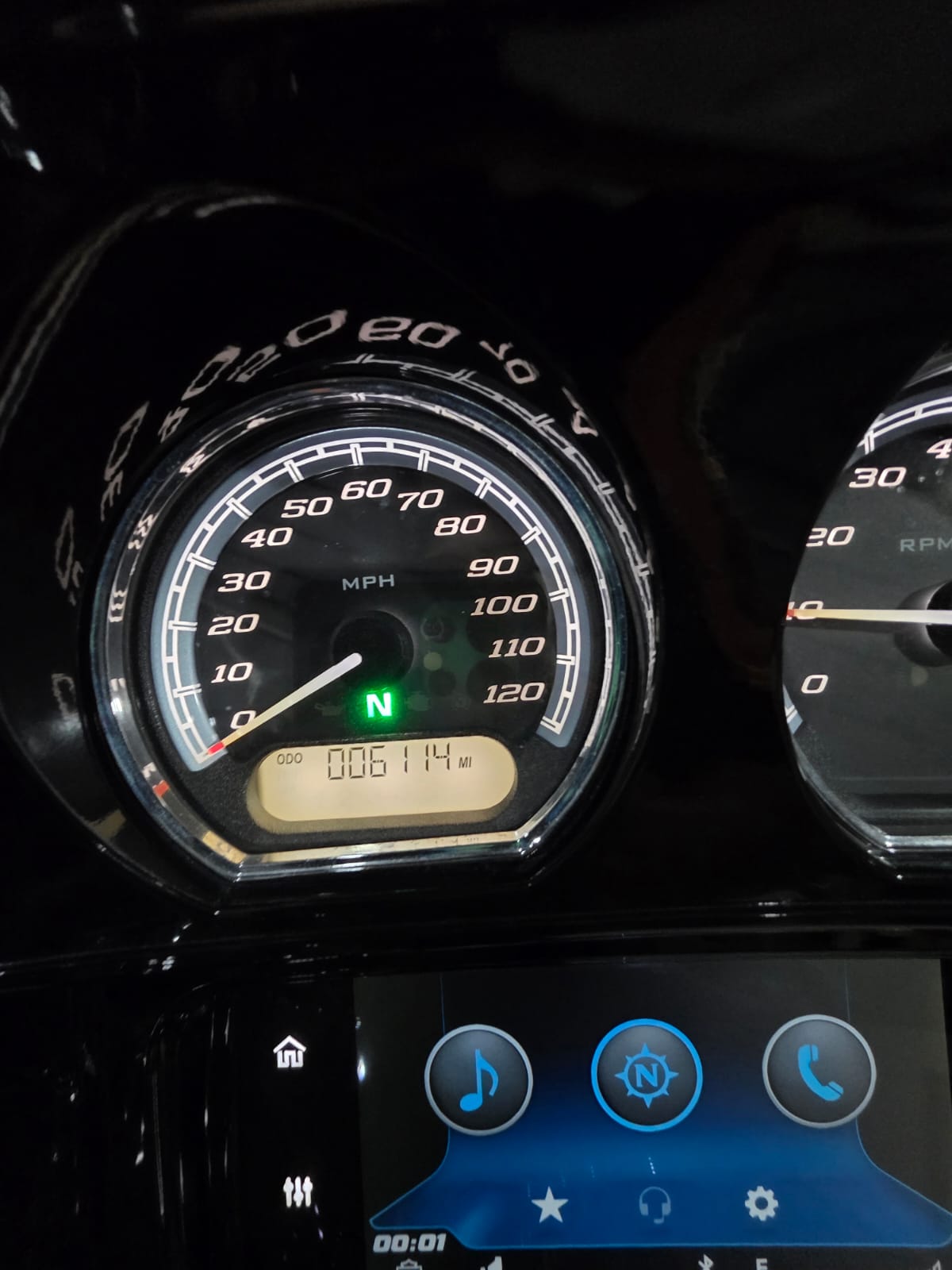 2019 Electra glide limited 6.000 millas
Motor 114 CI, 1850 CC
REFRIGERADO A AGUA