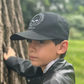 Gorra de sarga con visera plana/a presión en la espalda para niño con calavera bordada
