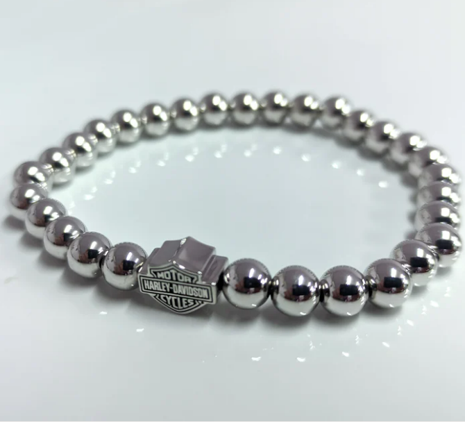 Brazalete de barra y escudo grande con cuentas para mujer